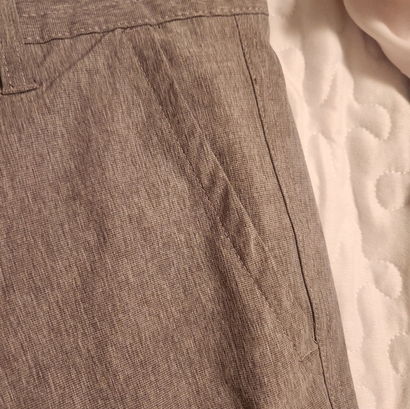 Burnside Men's Gray Flat Front Shorts - Picture 5 of 8